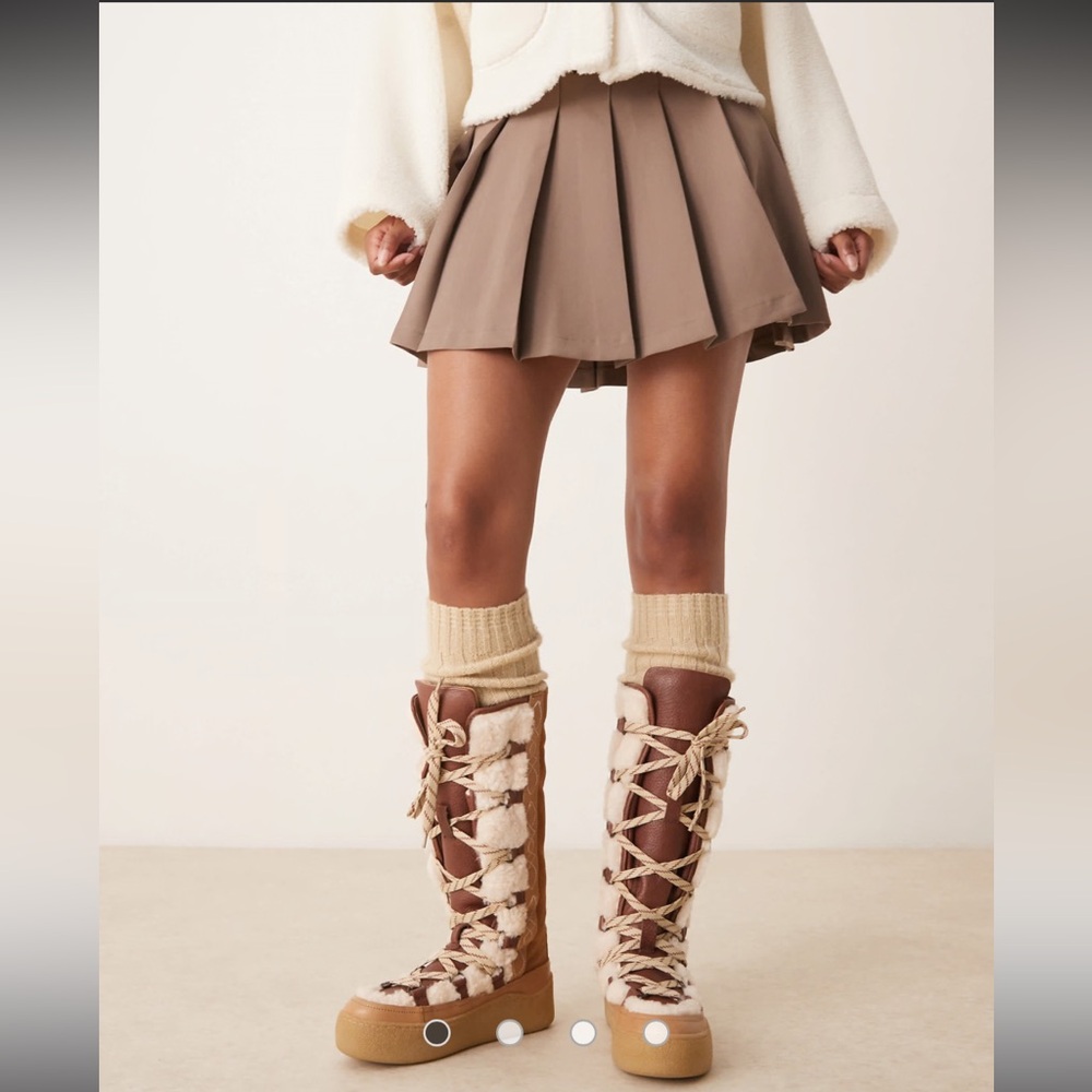 Free People x Wilder Mukluk Boots - Picture 2 of 13